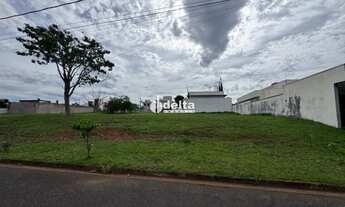 Imagem 2: Terreno disponível para venda no bairro Laranjeiras em Uberlândia - MG