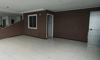 Imagem 4: Linda casa aconchegante sendo 2/4 com lateral e garagem coberta e 05 minutos do Shopping B