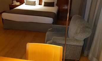 Imagem 3: Lindo apto no barra Plaza first andar alto