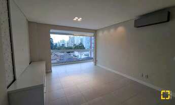 Imagem 4: Apartamento com 2 dorm., sendo 1 suíte, 2 vagas de garagens no Centro de Florianópolis