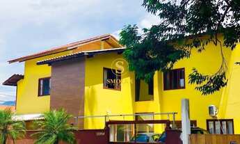 Imagem 3: Casa para locação com 7 dormitórios sendo um uma suíte, no bairro Ribeirão da Ilha, Floria