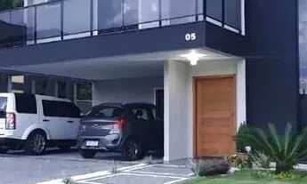 Imagem: CASA À VENDA 4 SUÍTES, PORTEIRA FECHADA