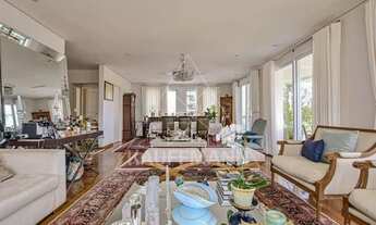 Imagem 4: Apartamento em Higienópolis à Venda de 3 Suítes com 4 Vagas e 221m²A.Ú