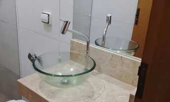 Imagem: Casa de fundo