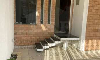 Imagem 5: Excelente casa Térrea com 3 dormitórios sendo 1 suite , 2 vgs de garagem , Edícula em rua