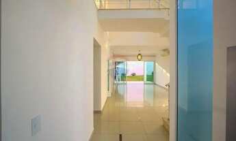 Imagem 6: Imóvel para venda possui 219 metros quadrados com 3 quartos