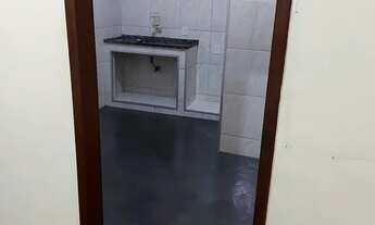 Imagem: Alugo uma linda Kitnet. Quarto sala cozinha