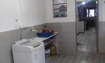 Imagem 4: Casa Plana Solta no Quintino Cunha, 02 dormitórios