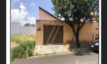 Imagem: JAGUARIUNA - Casa Padrão - JARDIM SYLVIO