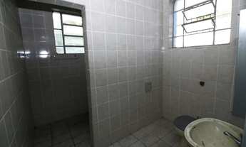 Imagem: CASA A VENDA NO LOURDES