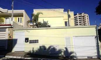 Imagem: Sobrado em condomínio com 2 suítes e 2