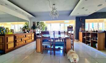 Imagem 3: BELÍSSIMO APARTAMENTO TODO REFORMADO DE 3 DORMITÓRIOS COM UMA SUÍTE E VISTA MAR NO GONZAGA