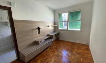Imagem 2: Apartamento com 2 Dormitorio(s) localizado(a) no bairro São João em Porto Alegre / Ref.