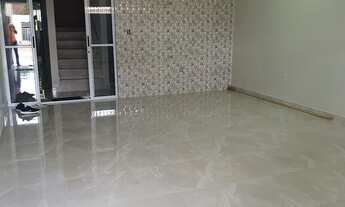 Imagem 3: Vendo linda casa toda no porcelanato próximo a Havam