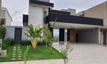 Imagem 2: Vende Casa em Condomínio 4 dormitórios, sendo 1 suíte e 3 tipo apartamentos, sala 3 ambien