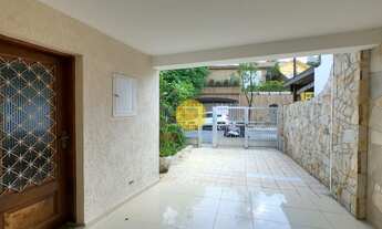 Imagem 2: Ótima casa com 03 dorms, quintal e garagem para até 04 carros na V. Ipojuca