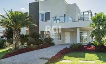 Imagem 2: Casa Condominio para Venda - 380m², 3 dormitórios, sendo 3 suites, 4 vagas - Centro