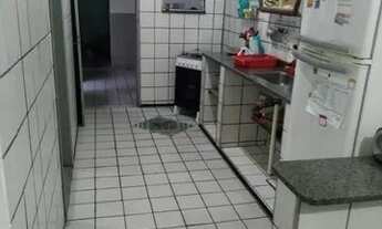 Imagem: Casa Plana Solta no Quintino Cunha, 02 dormitórios