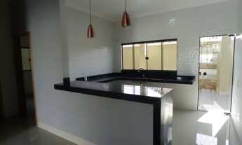 Imagem 2: Casa para venda com 118 metros quadrados com 3 quartos em Residencial Forteville - Goiânia