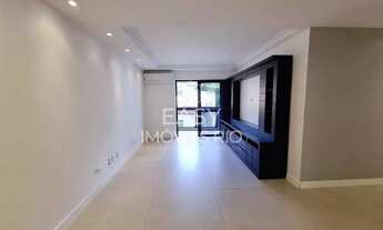 Imagem 2: Rua DESEMBARGADOR ALFREDO RUSSEL! 03 QUARTOS (01 SUÍTE), 02 VAGAS, PORTARIA 24, próximo ao