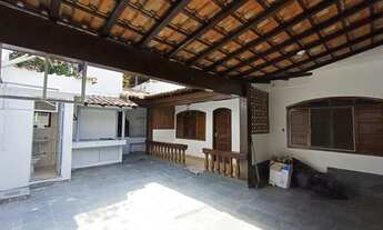 Imagem: Excelente casa com 3 quartos no Colubandê