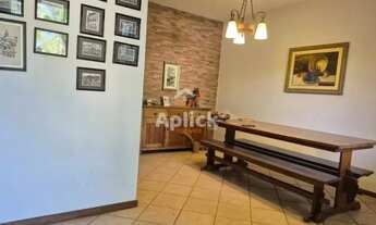 Imagem 5: Casa 4 Quartos (2 Suítes) à Venda em Costa Bela - Terreno Amplo e Perto da Praia