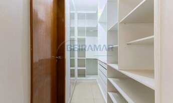 Imagem 4: Casa com 3 Quartos, 2 Suítes, Closet e Área Gourmet com 4 vagas de garagem Condomínio Por