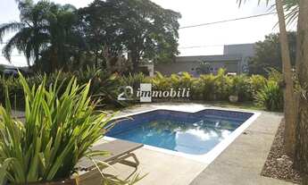 Imagem 4: Casa à venda em Carapicuíba, Granja Viana, com 4 suítes, com 340 m², Golf Village