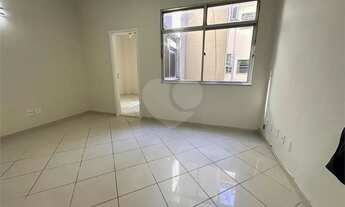 Imagem 4: Apartamento à venda com 2 quartos no condomínio Edifício Aguiar, Rio de Janeiro - RJ