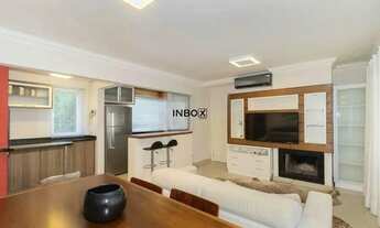 Imagem 2: Amplo apartamento mobiliado com 2 Dormitórios , suíte, living com churrasqueira e lareira