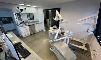 Imagem 4: Sala Comercial no Centro de Balneário Camboriú REF: CO 4110