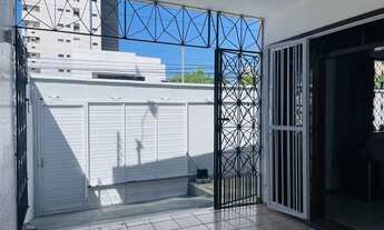 Imagem 4: Excelente casa a venda, no Dionosio torres, bairro residencial, com uma localização muito