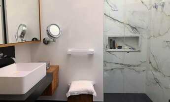 Imagem 5: Casa para Venda em Cotia, Granja Viana, 4 dormitórios, 4 suítes, 5 banheiros, 2 vagas