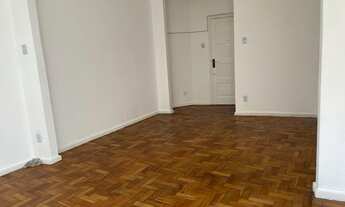 Imagem 7: Apartamento para aluguel possui 40 metros quadrados com 1 quarto em Centro - Niterói - RJ