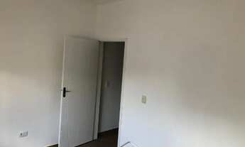 Imagem 3: Vendo Casa Geminada, 2 quartos, cozinha americana. no Jardim Arapongas