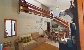 Imagem: Casa Sobrado em São José dos Campos