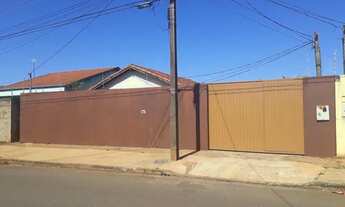 Imagem: Alugo casa no tijuca 900,00