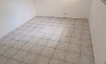 Imagem 2: Casa 3 dorms, 1 suite, 2 vagas de garagem no bairro Parque Continental