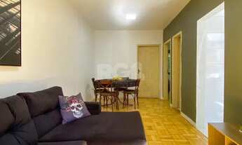 Imagem 3: Apartamento 2 dormitórios, reformado e silenciono no Centro Histórico