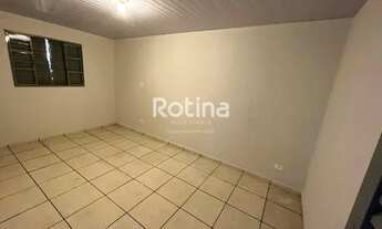 Imagem 4: Casa para alugar, 2 quartos, São Jorge - Uberlândia/MG - R$ 700,00