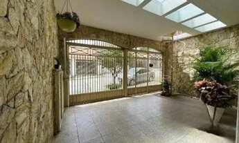 Imagem 2: Sobrado amplo e espaçoso