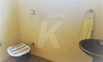 Imagem 5: Amplo sobrado com 3 suítes e 6 vagas