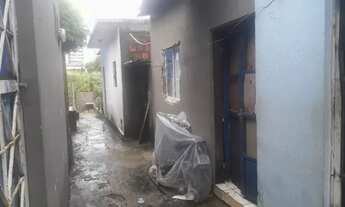 Imagem 1: Vendo casa pequena