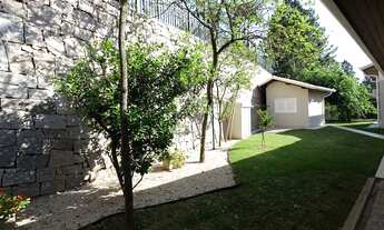 Imagem 7: Casa de condomínio térrea para venda possui 800 metros quadrados com 4 quartos