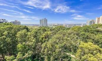 Imagem 2: Apartamento para aluguel e venda possui 351 metros quadrados com 4 quartos