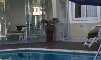 Imagem: Casa para venda tem 444 metros quadrados