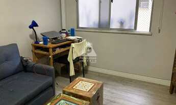 Imagem 2: Humaitá! Excelente apartamento composto de 2 quartos com armários!