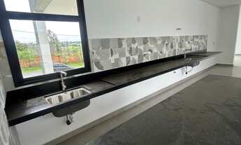 Imagem 2: Casa térrea em condomínio