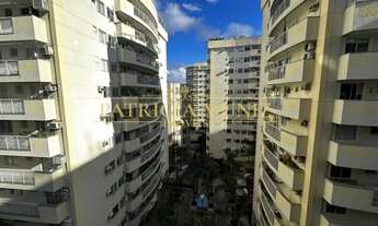 Imagem 2: Apartamento para Venda em Rio de Janeiro, Catete, 3 dormitórios, 1 suíte, 2 banheiros, 1 v