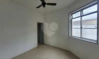 Imagem 2: Apartamento à venda com 2 quartos em Praça da Bandeira, Rio de Janeiro - RJ